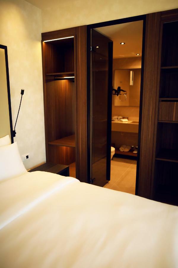 Hotel Kalos ブドヴァ エクステリア 写真